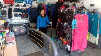 SUP Mag UK: Young Welsh Female Entrepreneur Sets Up SUP & Paddleshop in Brecon